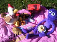 Knut und Trudl essen Kuchen