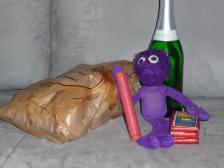 Sekt? check. Berliner? check. Knut? check. Böller für Knut? *quietsch*