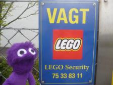 Benimm dich Knut, sonst...