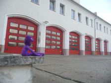 Nein Knut, wir warten nicht bis zum nächsten Einsatz! Und ich leg jetzt auch kein Feuer!