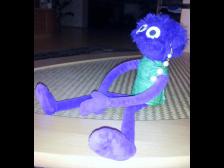 Knutine mit dem Perlohrring