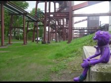 Überall Rohrleitungen.