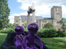 Auch die Denkmäler aus Sowjet-Zeiten: wie in Berlin!