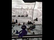 Projektionen sogar auf dem Boden