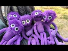 Ein großes Knuteinander beim Karneval der Kulturen