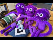 Gebannt vorm Fernseher - nur der HSV!